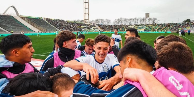 Gimnasia venció a Aldosivi, se acomodó como escolta y sigue arriba en la Zona B