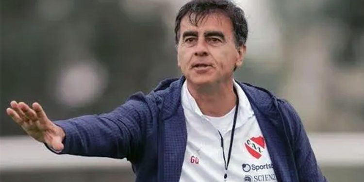 Independiente oficializó la salida de Gustavo Quinteros: «Más allá de los resultados…»