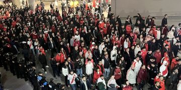 La bronca de los hinchas de River en el hall del Monumental y clamor por el regreso de Ramón Díaz