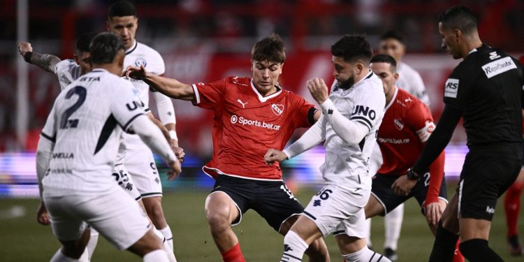 Independiente empató sin goles ante la Lepra en el debut de Jadson Viera