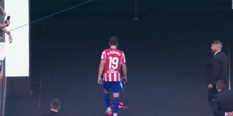 «El club decidió»: Cholo Simeone reveló la dura determinación que tomó Atlético de Madrid con Julián Álvarez