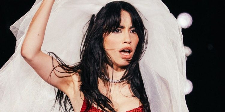 Lali Espósito estrenó «1Amor (EN VIVO)» y se prepara para su próximo show en River