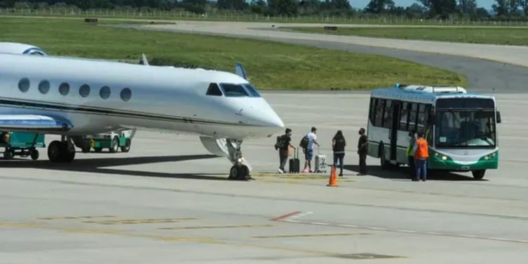 Lionel Messi llegó en Rosario para darle el último adiós a su padre Jorge Messi