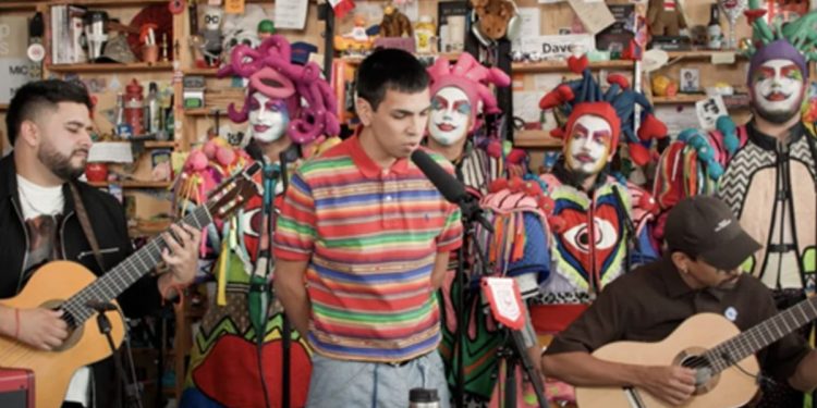 Milo J lanzó Live from NPR’s Tiny Desk, el EP que revive su aclamada sesión en vivo