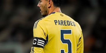 «Toca descansar»: Leandro Paredes encendió las alarmas en Boca y mira de reojo a Racing