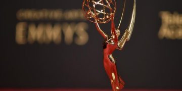 Polémica en los Premios Emmy 2026: qué categorías dejarán de entregarse en la ceremonia principal
