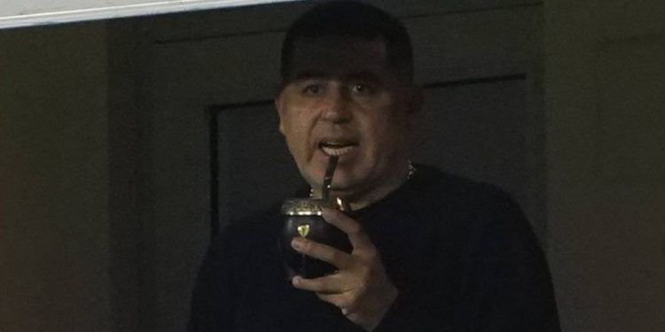 Bomba total en Boca: aseguran que avanza por un goleador que viene de jugar el Mundial 2026