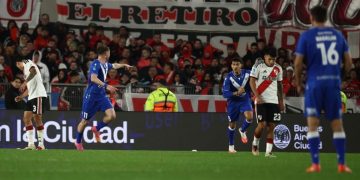 River ganaba 2-0, pero se durmió en el segundo tiempo y Vélez se lo empató