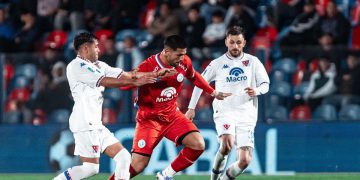 Tigre y Belgrano no se sacaron ventajas en un partido que terminó con polémicas