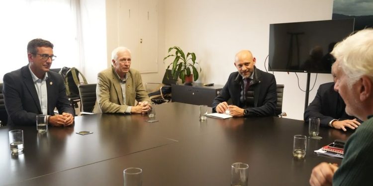 Santa Fe llevó a Nación una propuesta para aliviar el impacto tarifario sobre la industria junto a la Región Centro