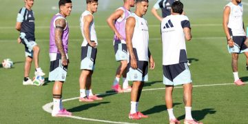 Atento Scaloni: los dos convocados de la Selección Argentina que llegan entre algodones