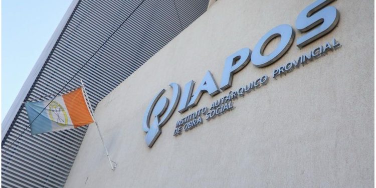 Polémica por el Iapos: Provincia aclaró que la reasignación de $57.000 millones es un trámite habitual y no resta fondos a la obra social