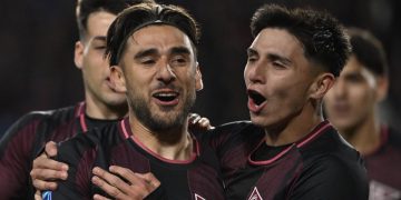 Lanús venció a Estudiantes y se metió en zona de playoffs