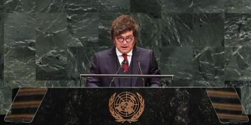 El gobierno denunció que una empresa británica realizó vuelos ilegales a Malvinas