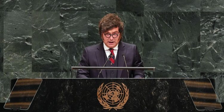 El gobierno denunció que una empresa británica realizó vuelos ilegales a Malvinas