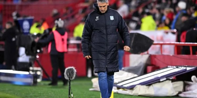 Racing define el futuro de Juan Pablo Vojvoda tras la derrota ante Huracán