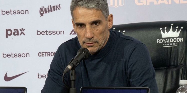 Crisis en Racing: la decisión sobre el DT Juan Pablo Vojvoda
