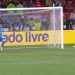 Por qué se repitió el insólito penal de Edwuin Cetré en la definición entre Estudiantes y Flamengo