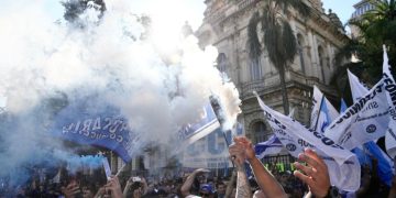 El gobierno activó la revisión de convenios colectivos de trabajo