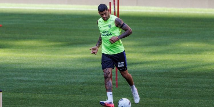 El récord defensivo que ubica a Cuti Romero como el mejor de Europa en Atlético de Madrid