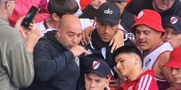 Enzo Pérez sorprendió a los hinchas de River en Córdoba: fue al Kempes para alentar al Millonario