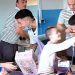 De la cancha al Garrahan: Enzo Fernández visitó a los niños internados y les llevó regalos