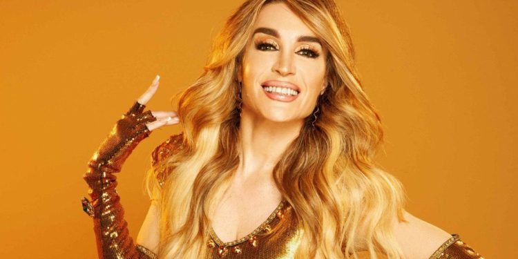 Fátima Florez llega al Teatro Ópera con «Fátima Universal»: cuándo se presenta y cómo conseguir entradas