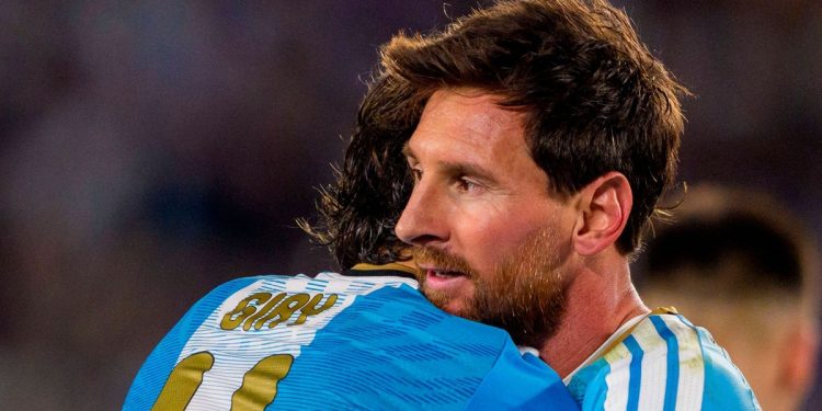 Tres gigantes de Europa van por una figura de la Selección Argentina: su club ya le puso precio