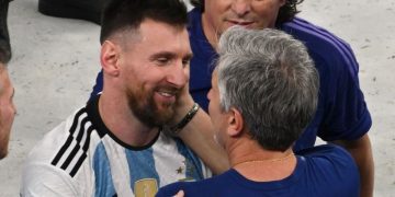 «No sabés lo que te extrañamos anoche»: el emotivo mensaje de Lionel Messi a su padre tras su despedida
