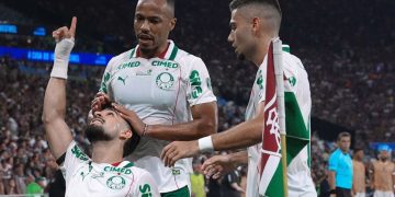 Con gol del Flaco López, Palmerias pisó fuerte en el Maracaná ante Fluminense, pero la serie quedó abierta