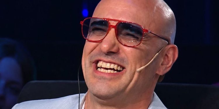 Brilló cantando en «Es mi sueño», pero la echaron del trabajo y Abel Pintos explotó: «¿Cómo vas a…?»
