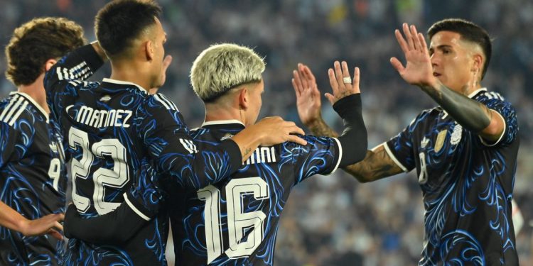Se cayó la gira por Asia de la Selección Argentina: jugaría un clásico doble en noviembre